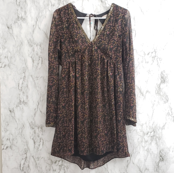💕 Forever 21 Long Sleeves Boho Dress Size Small - Picture 1 of 15